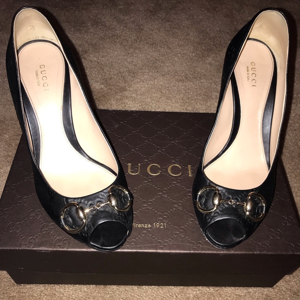 Authentic Gucci shoes